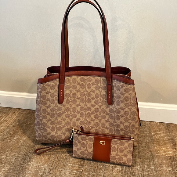 Charlie Carryall 40 with Matching Wallet - Picture 16 of 16